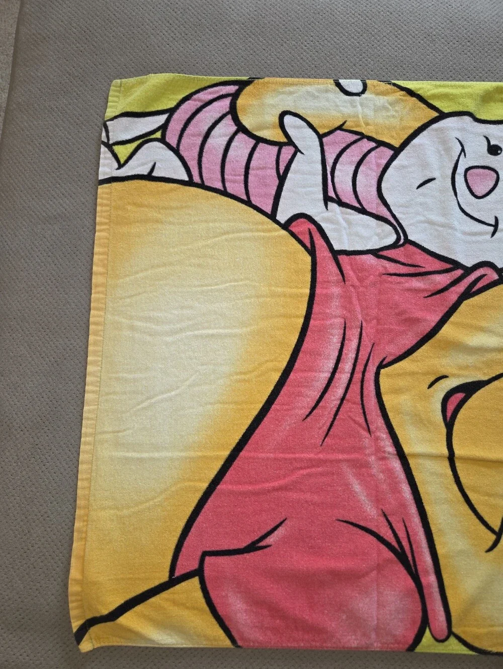 Disney Winnie the Pooh Beach Towel Piglet Eeyore Pool Swim Towel 56